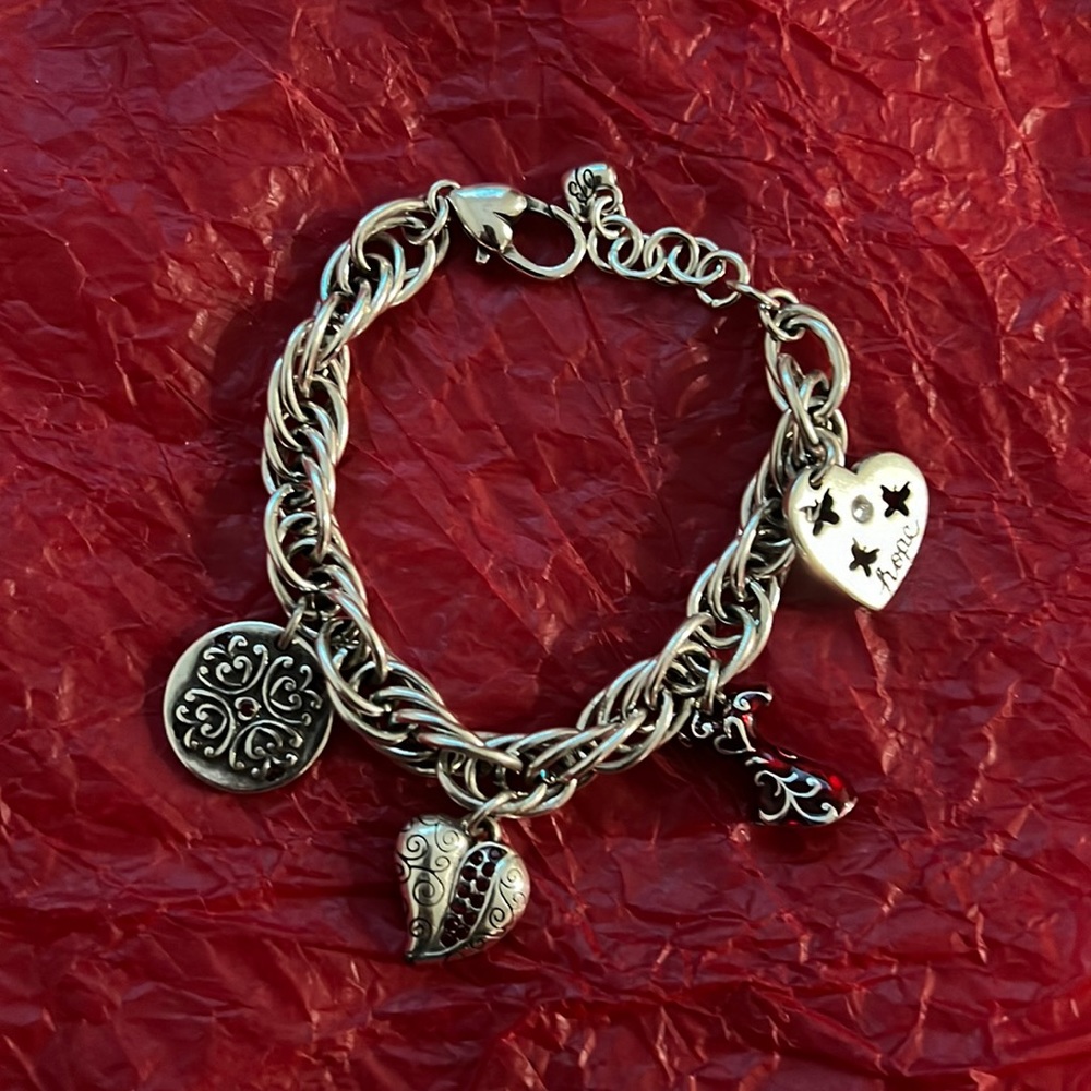 Brighton bracelet size7” with extra links like 7 1/2.